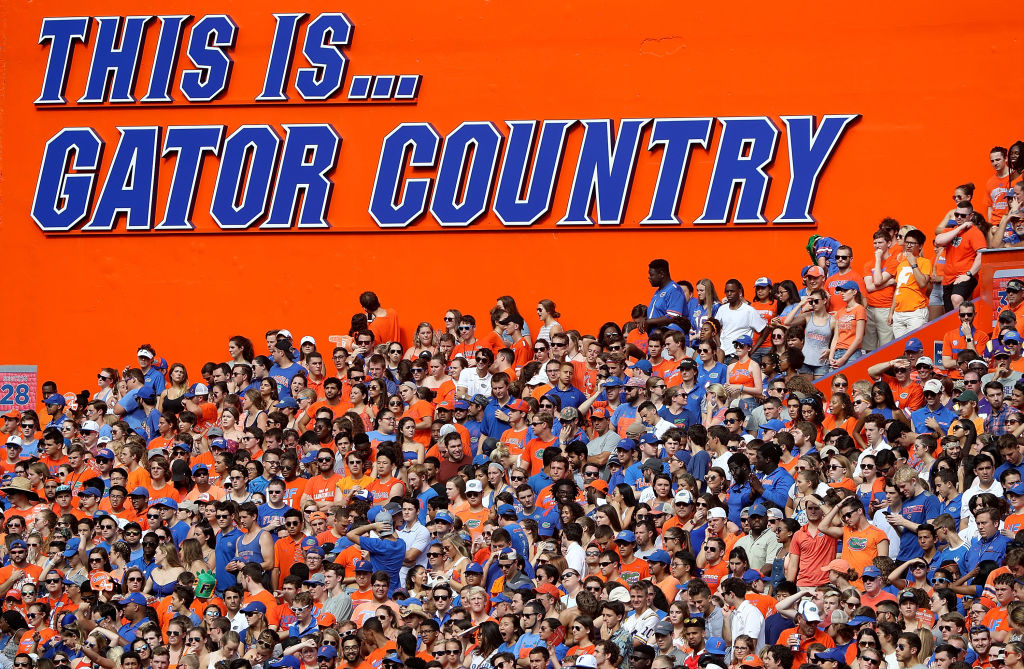 Florida Gators Fans Pay Tribute To Tom Petty During LSU Game With 'I
